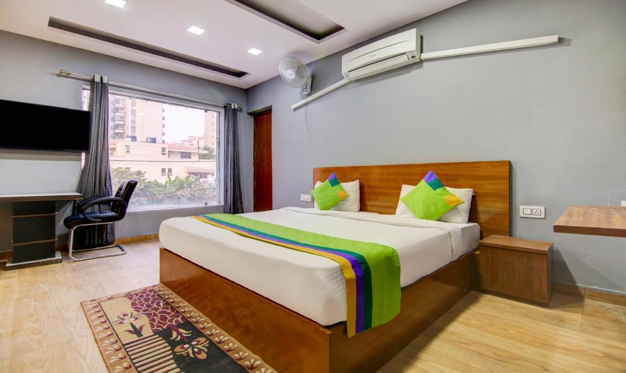 Treebo Trend Aashiyana Paradise Badshahpur المظهر الخارجي الصورة